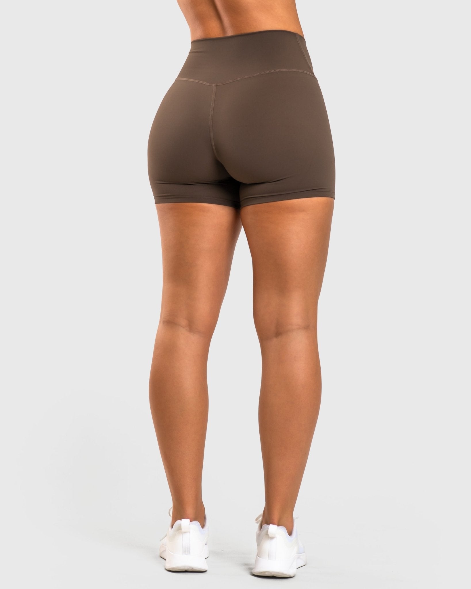 Ash Brown Divine V - waist Shorts - Peach Tights - Tights