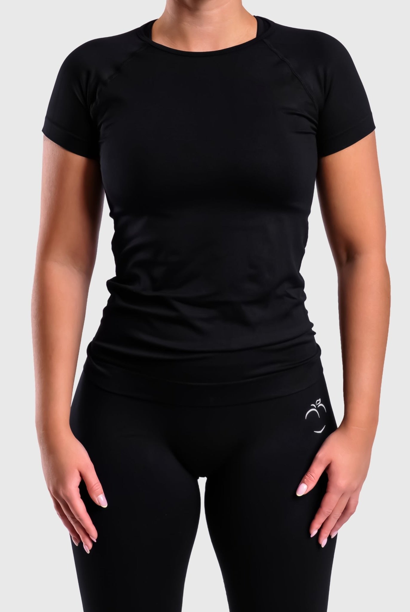 Black Classic Deluxe T-shirt - Peach Tights - T-shirt