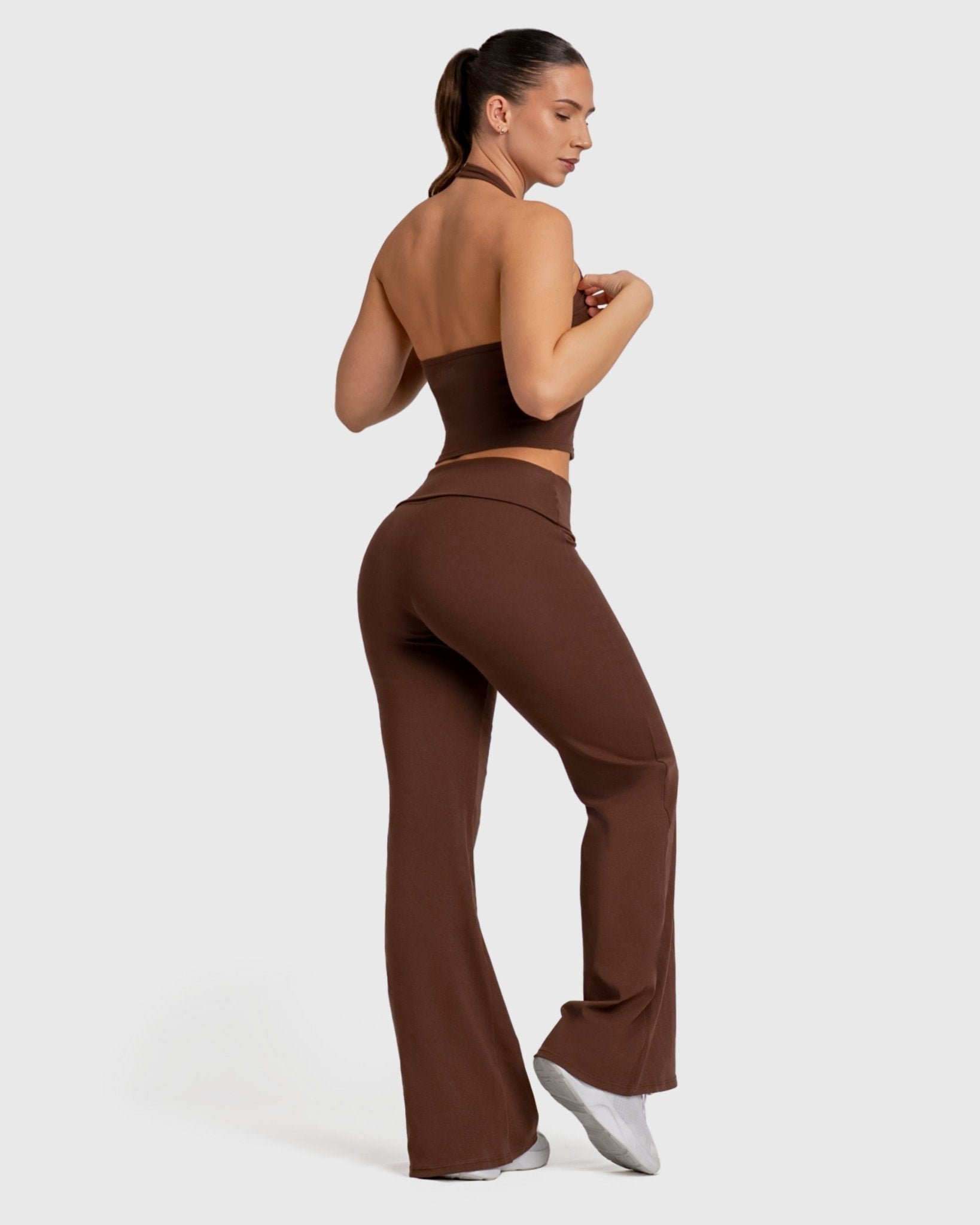 Brown Flow Halterneck Topp - Peach Tights - Sports - Bra