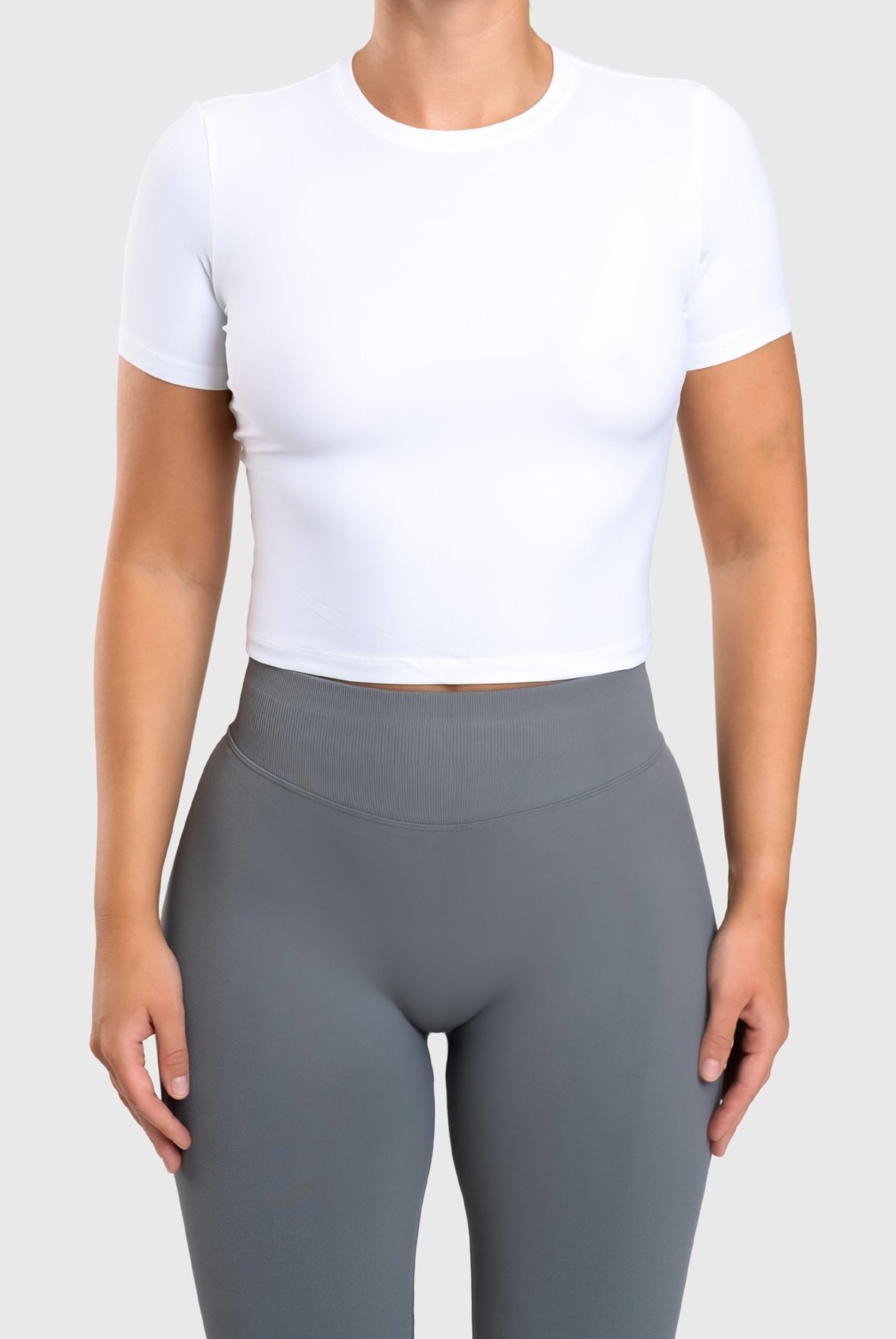 White Dry - Fit Cropped T-shirt - Peach Tights - T-shirt