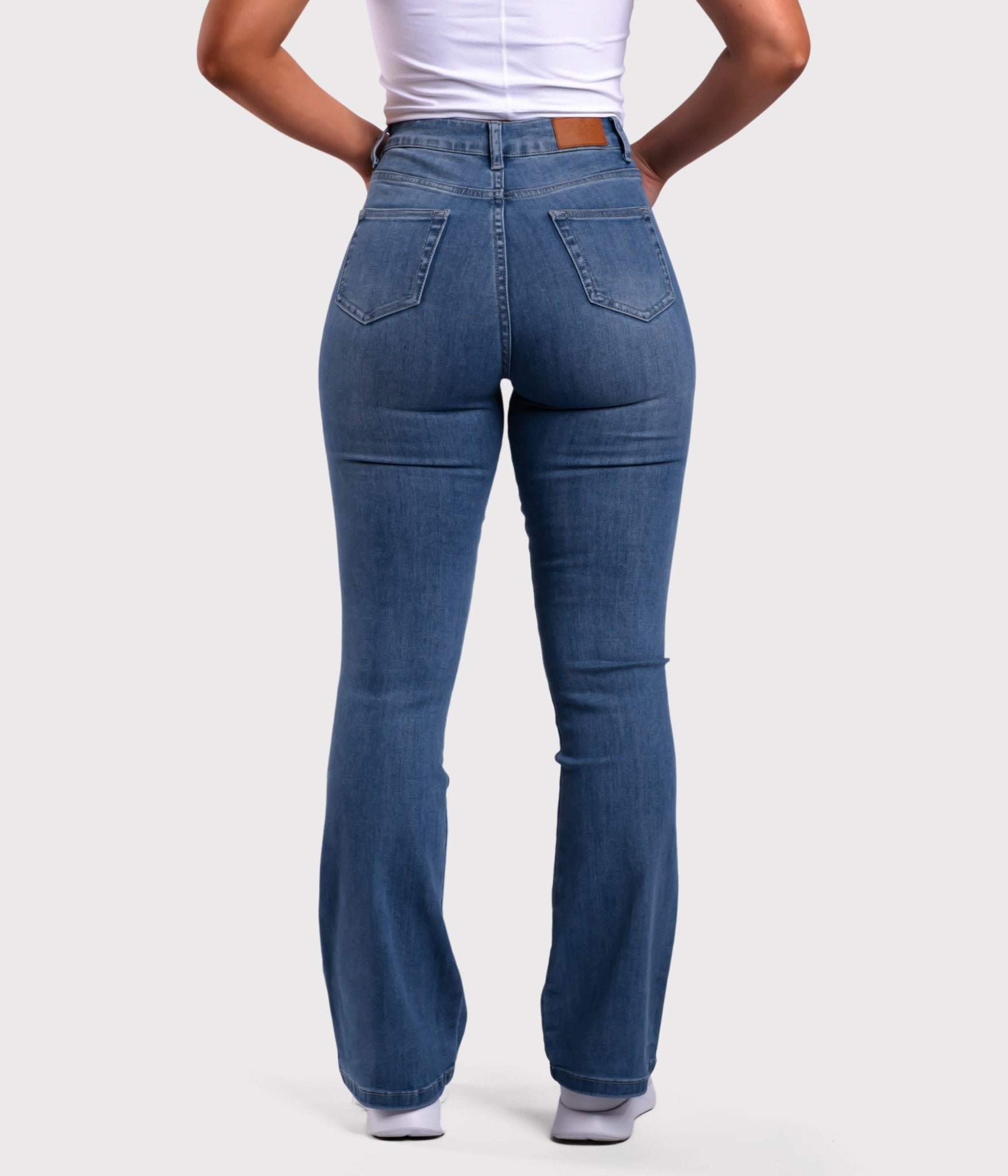 Dark Blue Flared Jeans - Peach Tights -