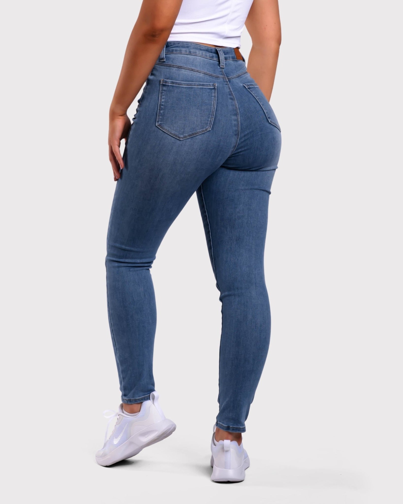 Dark Blue Skinny Jeans - Peach Tights -