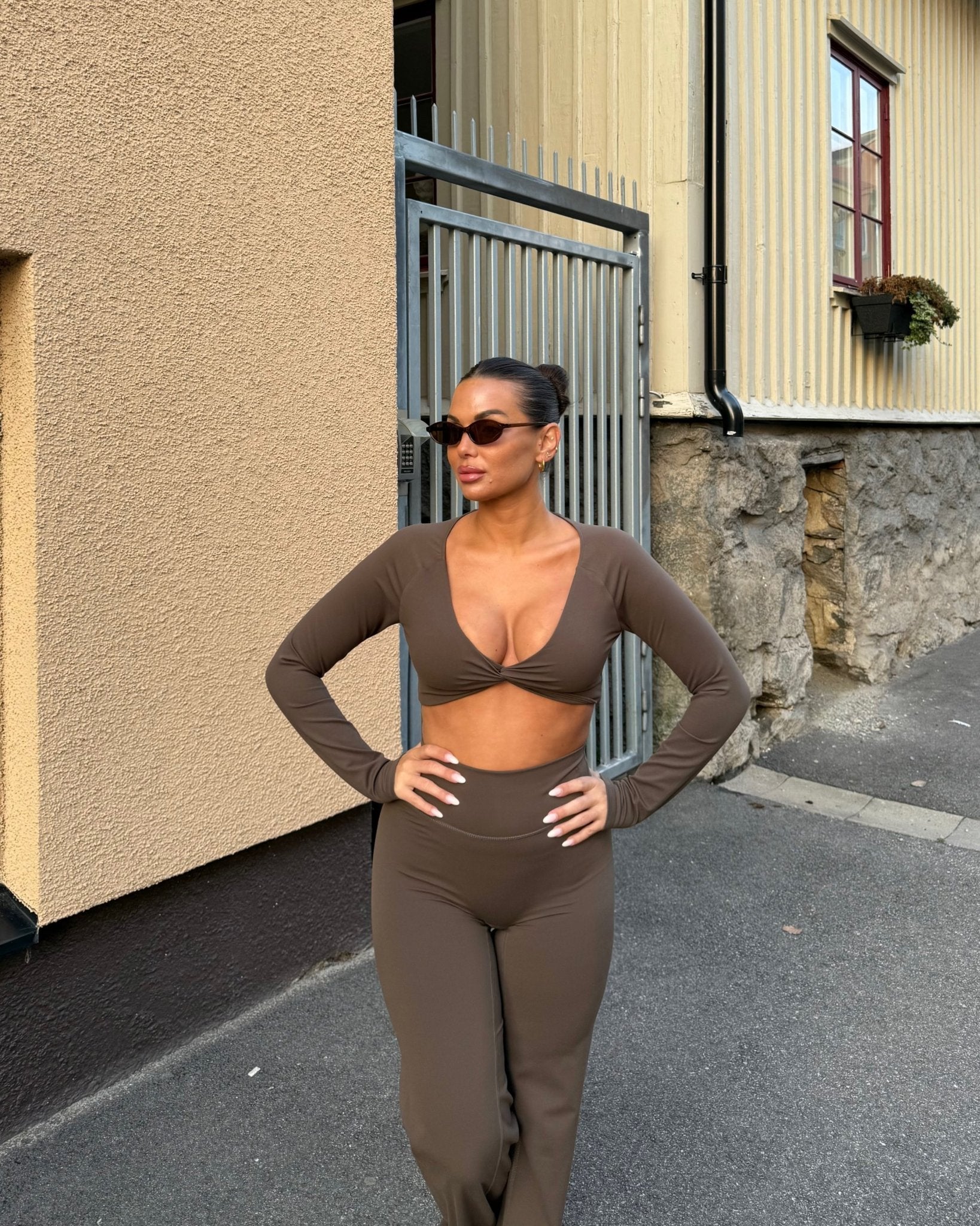 Ash Brown Divine Long Sleeve - Peach Tights - Long sleeve