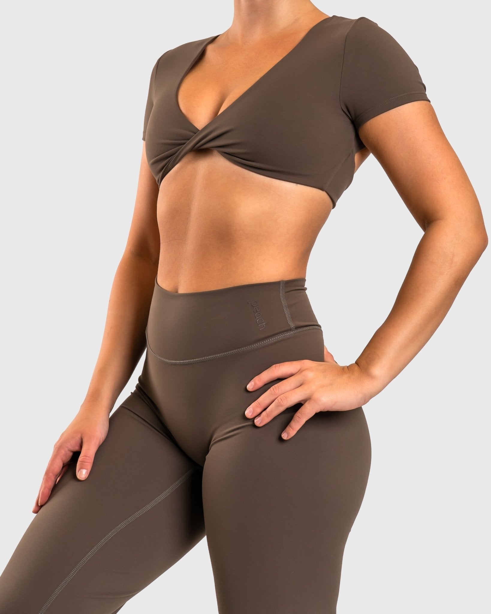 Ash Brown Divine T-shirt - Peach Tights - T-shirt