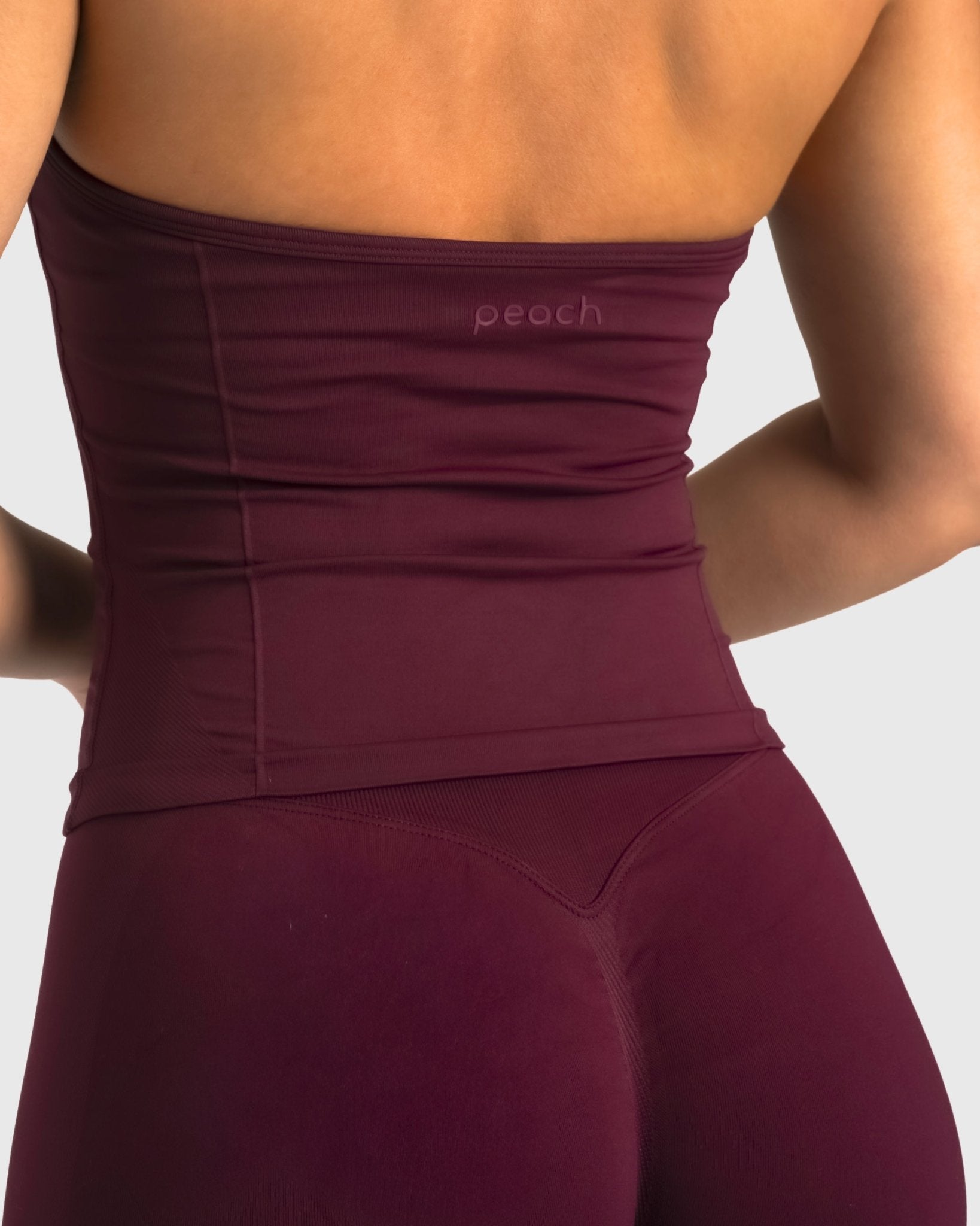 Burgundy Sense Halterneck Topp - Peach Tights - Sports - Bra