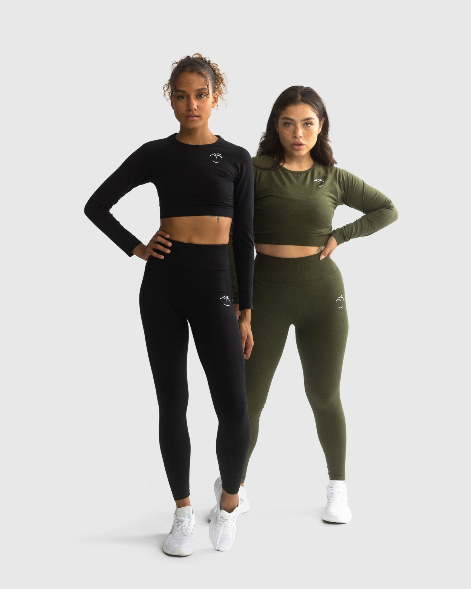 Black Deluxe Long Sleeve - Peach Tights -