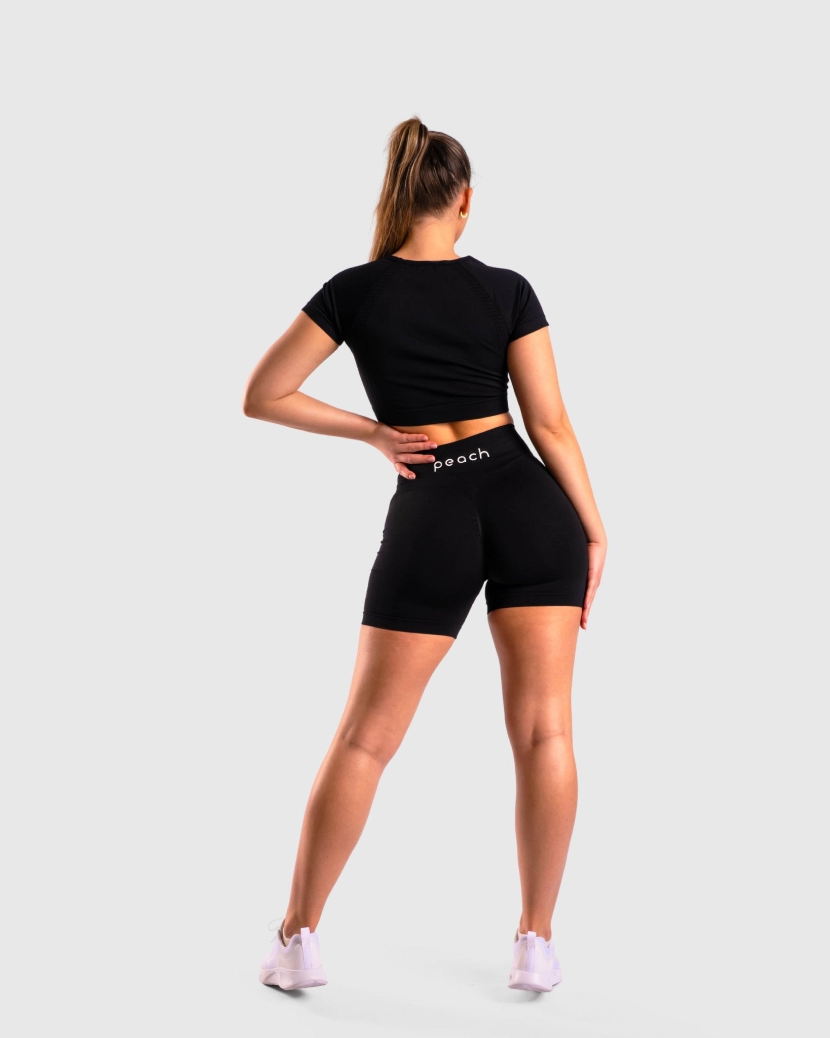 Black Deluxe T-shirt - Peach Tights -