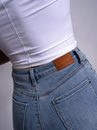 Light Blue Skinny Jeans - Peach Tights -